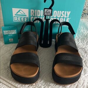 Reef Water Vista Higher Women's Black Sandals